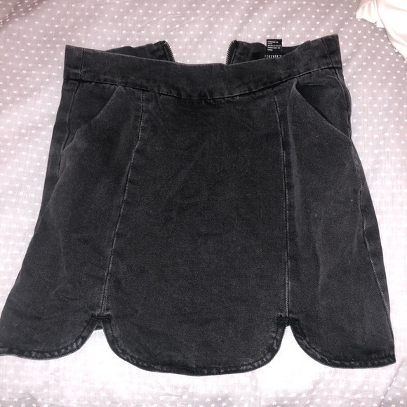 Dresses & Skirts - Black denim miniskirt never worn